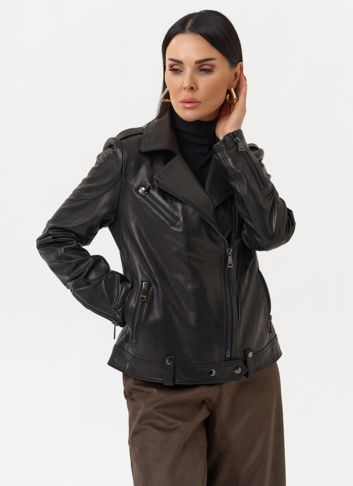 Куртка кожаная черного цвета