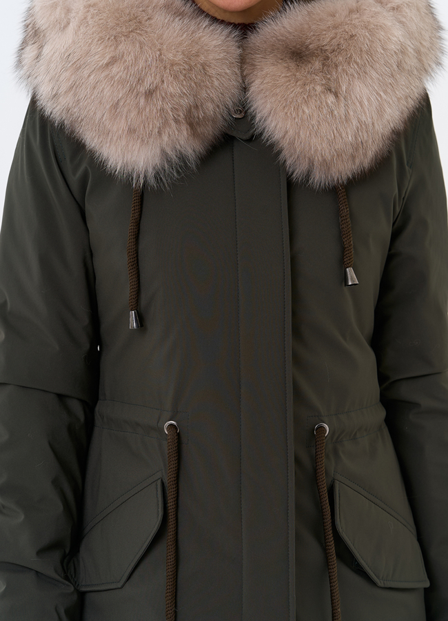 Женская парка с капюшоном из меха песца модель № 31990 универмаг малина