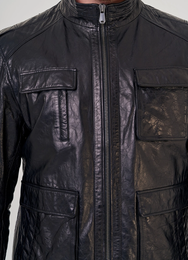 Кожаная куртка с накладными карманами модель № 8055 универмаг малина