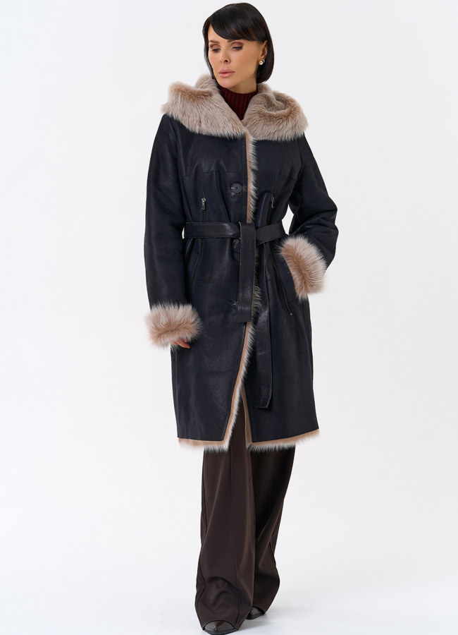 Женская натуральная дубленка с капюшоном модель № 31927 меха малина