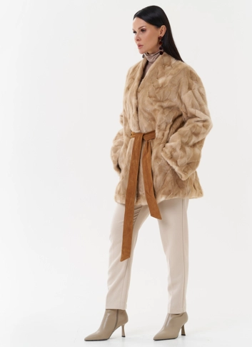 Женская шуба из скандинавской норки фото