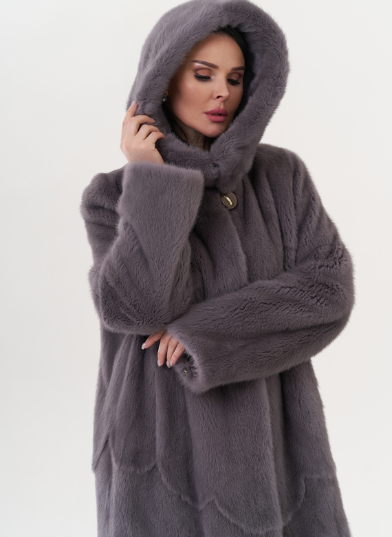 Шуба из норки с капюшоном