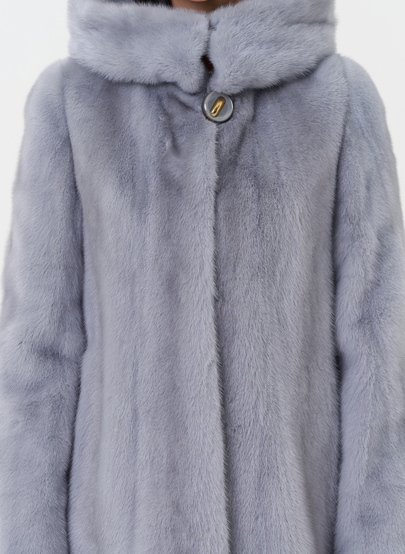 Женская шуба из меха норки с капюшоном