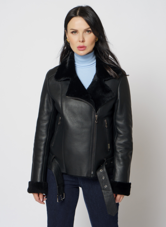 Женская дубленка косуха из овчины черного цвета