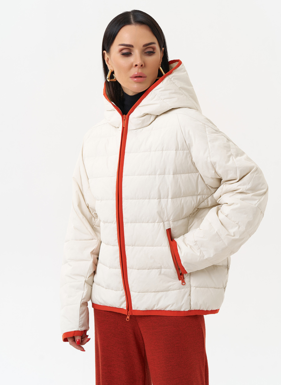 Женская утепленная куртка с капюшоном